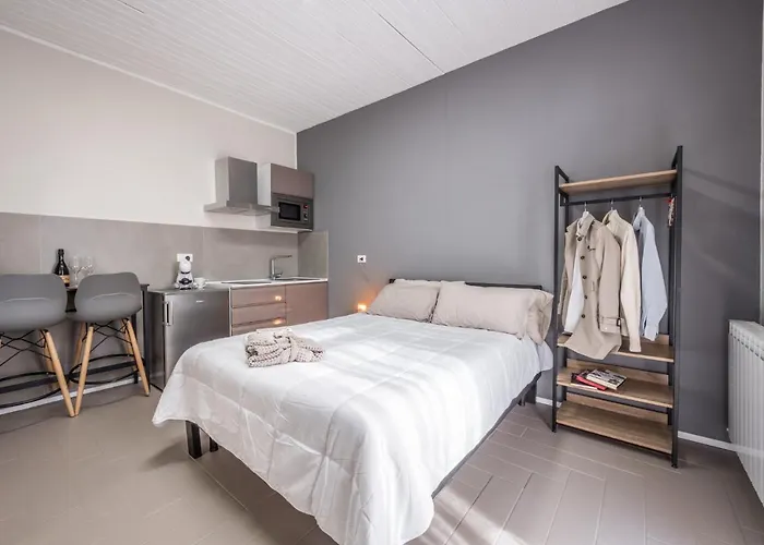 649 Mono Con Terrazzo *